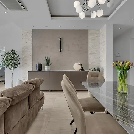 Apartament Star *