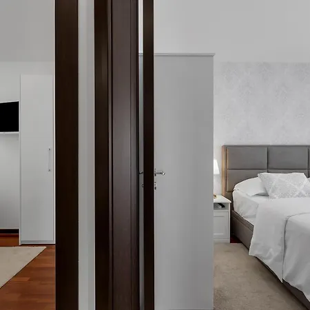 Apartament Star
